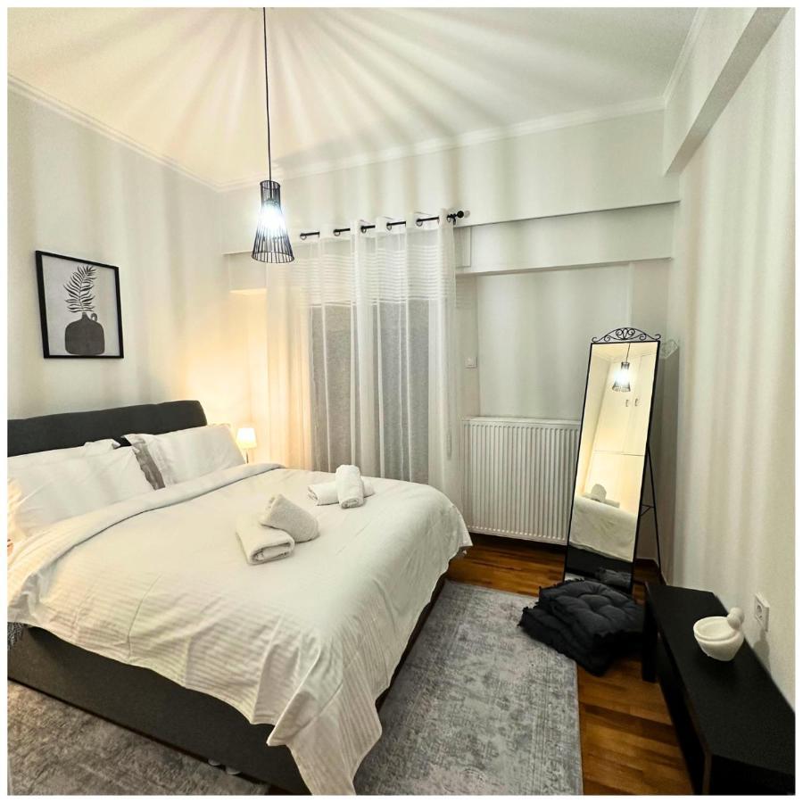 Memories Apartments Μονοκατοικία Στο Καρπενήσι Kültér fotó