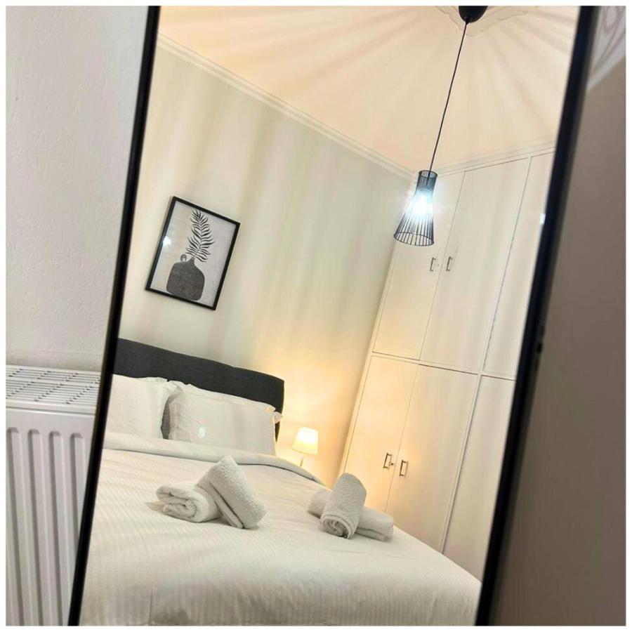 Memories Apartments Μονοκατοικία Στο Καρπενήσι Kültér fotó